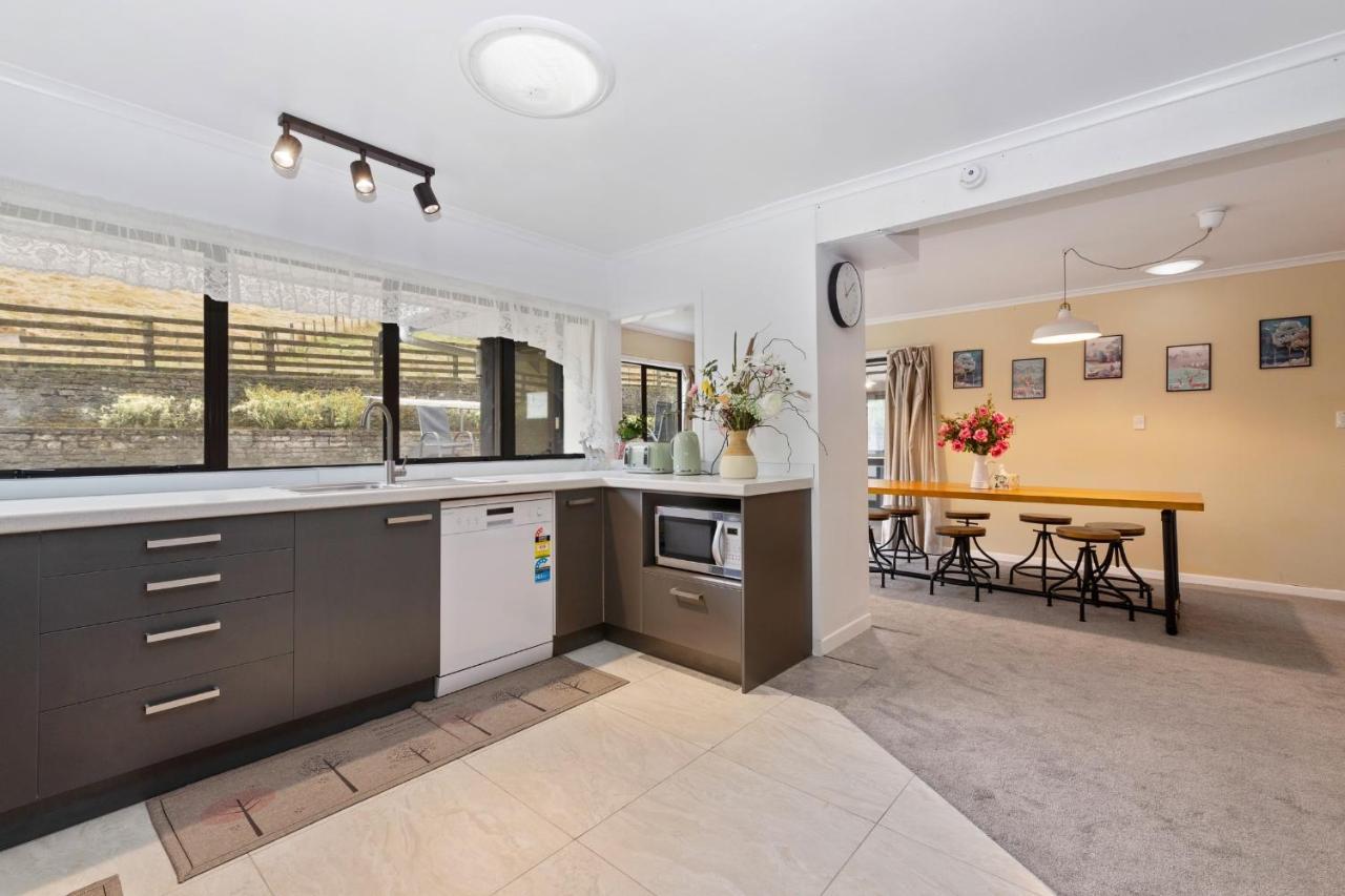 Skyline Mountain View Lodge Up To 16 People Rotorua Exterior foto
